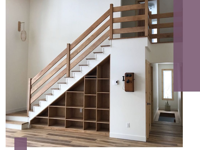 Монтаж деревянных лестниц под ключ в Минусинске, качественно и быстро