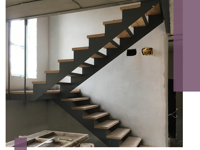 Изготовление лестниц на металлокаркасе в Минусинске от производителя