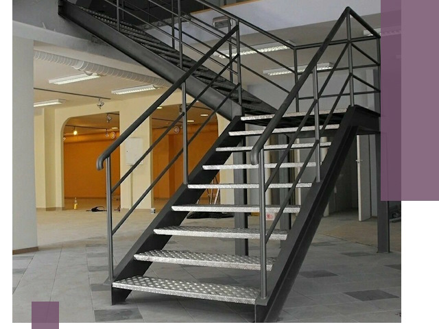 Лестницы для офиса в Минусинске: изготовление, монтаж, демонтаж