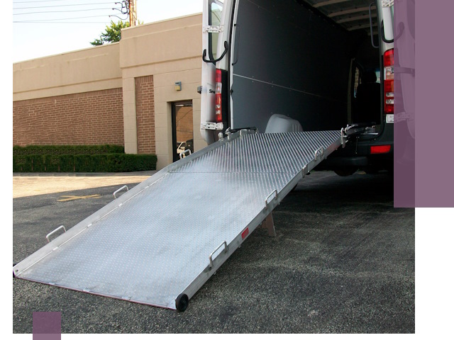 Мобильные пандусы в Минусинске — производство, монтаж и аренда