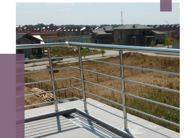 Парапеты из нержавеющей стали в Минусинске от 7926 руб. за м² | ПРОЛЁТ-Мнс