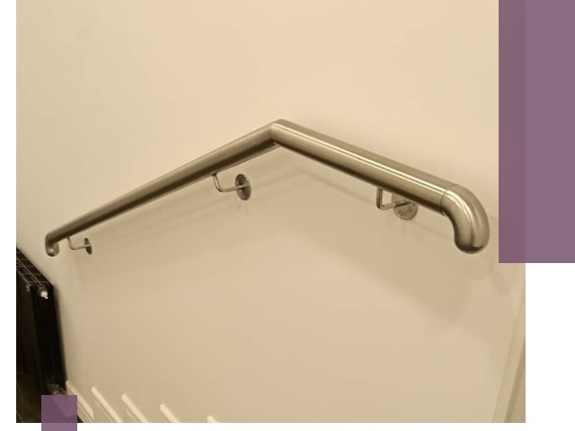 Изготовление пристенных поручней в Минусинске под ключ за сроки