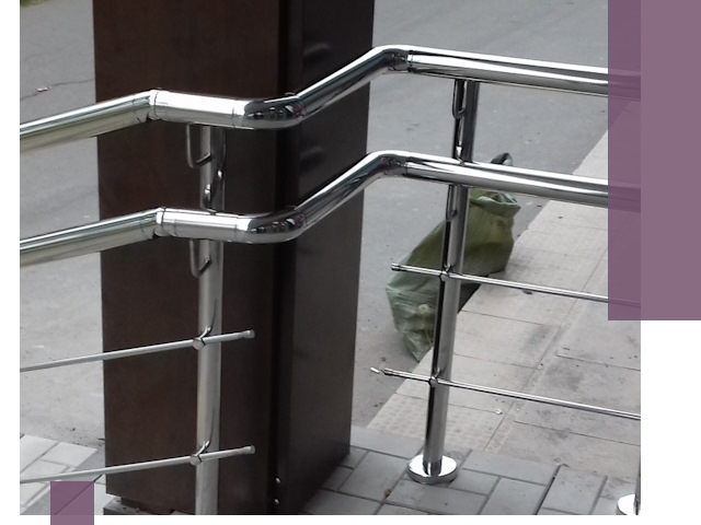 Монтаж поручней из нержавеющей стали в Минусинске качественно и быстро